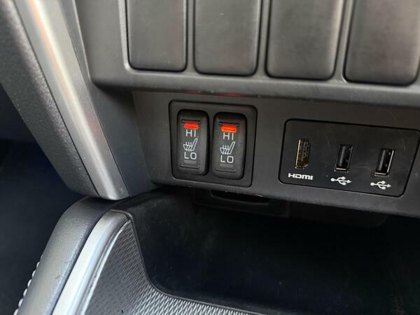 Mitsubishi L200 2.2 Di-d Dc Barbarian Pickup Double Cab White #18
