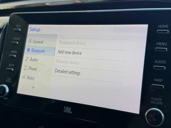 Toyota HILUX 2.4 D-4d Icon Dcab Pick Up Grey #37