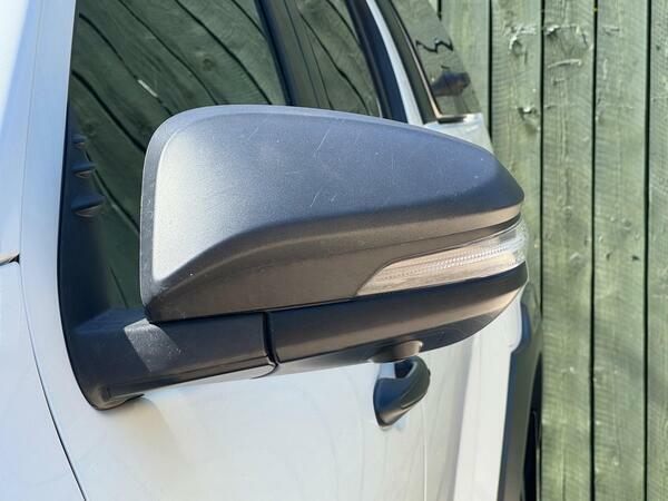 Toyota HILUX 2.4 D-4d Icon Dcab Pick Up Grey #46