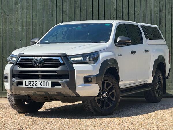 Toyota HILUX 2.8 D-4d Invincible X 4Wd Euro 6 Ss White #5