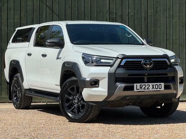 Toyota HILUX 2.8 D-4d Invincible X 4Wd Euro 6 Ss White