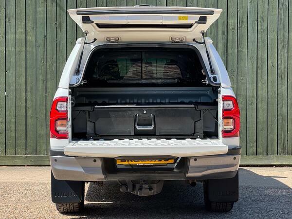 Toyota HILUX 2.4 D-4d Icon Dcab Pick Up Grey #11