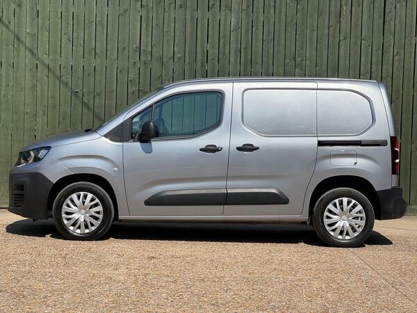Peugeot Partner 1000 1.5 Bluehdi 100 Professional Van Grey #8