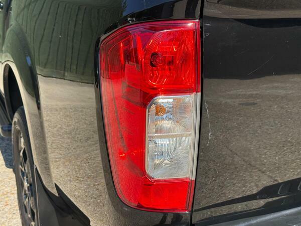 Nissan Navara 2.3 Dci Acenta 4Wd Euro 6 Ss Grey #42