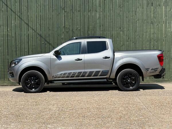 Nissan Navara 2.3 Dci Tekna 4Wd Euro 6 Brown #11