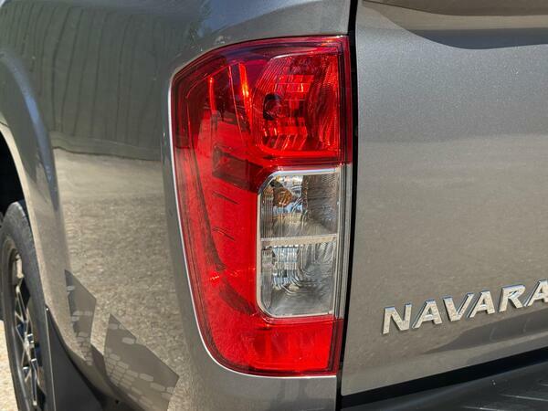 Nissan Navara 2.3 Dci Tekna 4Wd Euro 6 Brown #38