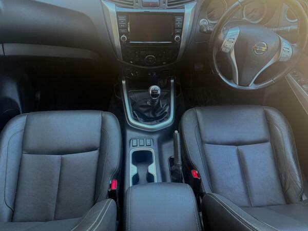 Nissan Navara 2.3 Dci Tekna 4Wd Euro 6 Ss Black #5