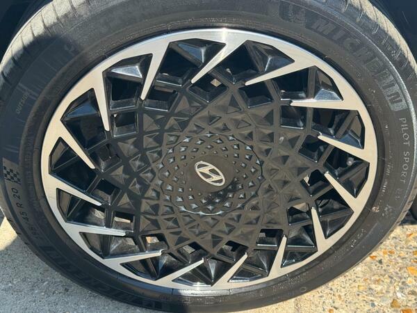 Hyundai Ioniq 5 225Kw Ultimate 73 Kwh Awd Tech Green #36