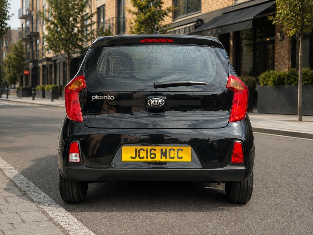Kia Picanto 1.0 1 Air Black #2