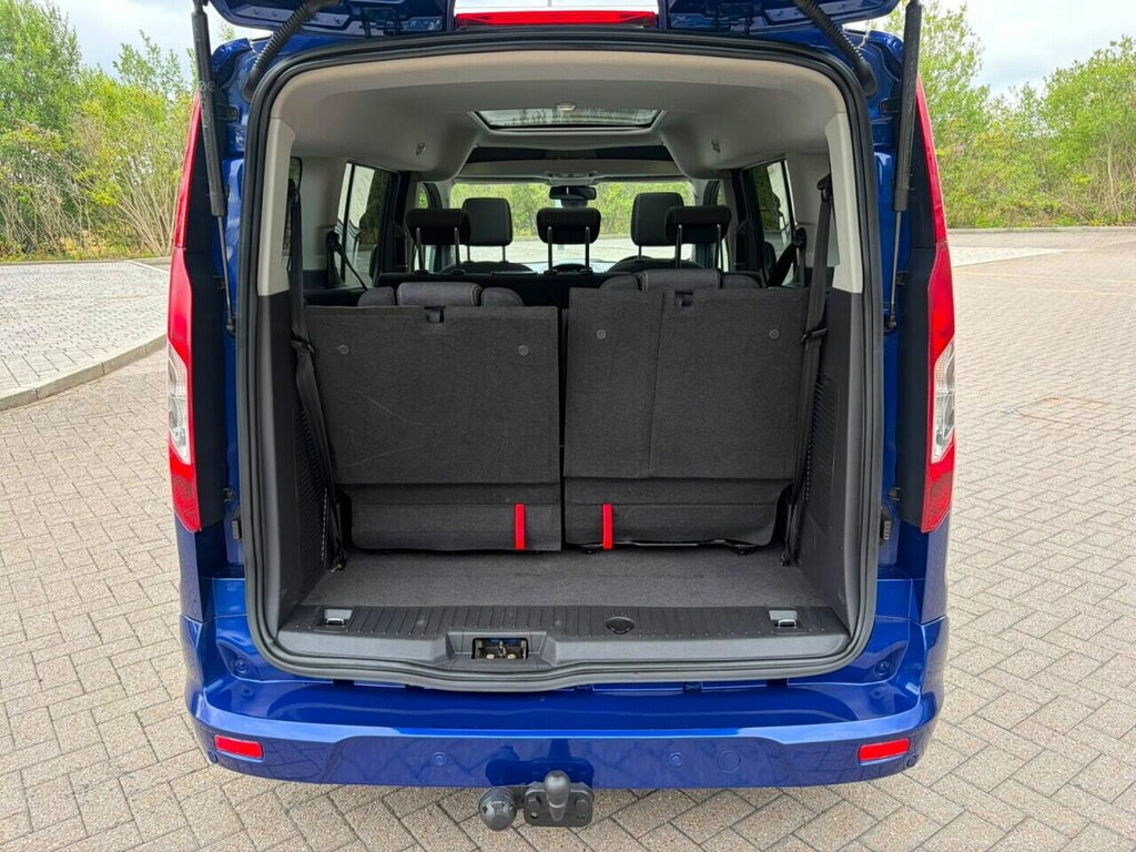 Ford Grand Tourneo Connect Blue #22