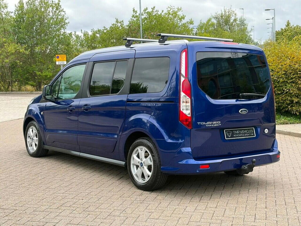 Ford Grand Tourneo Connect Blue #4