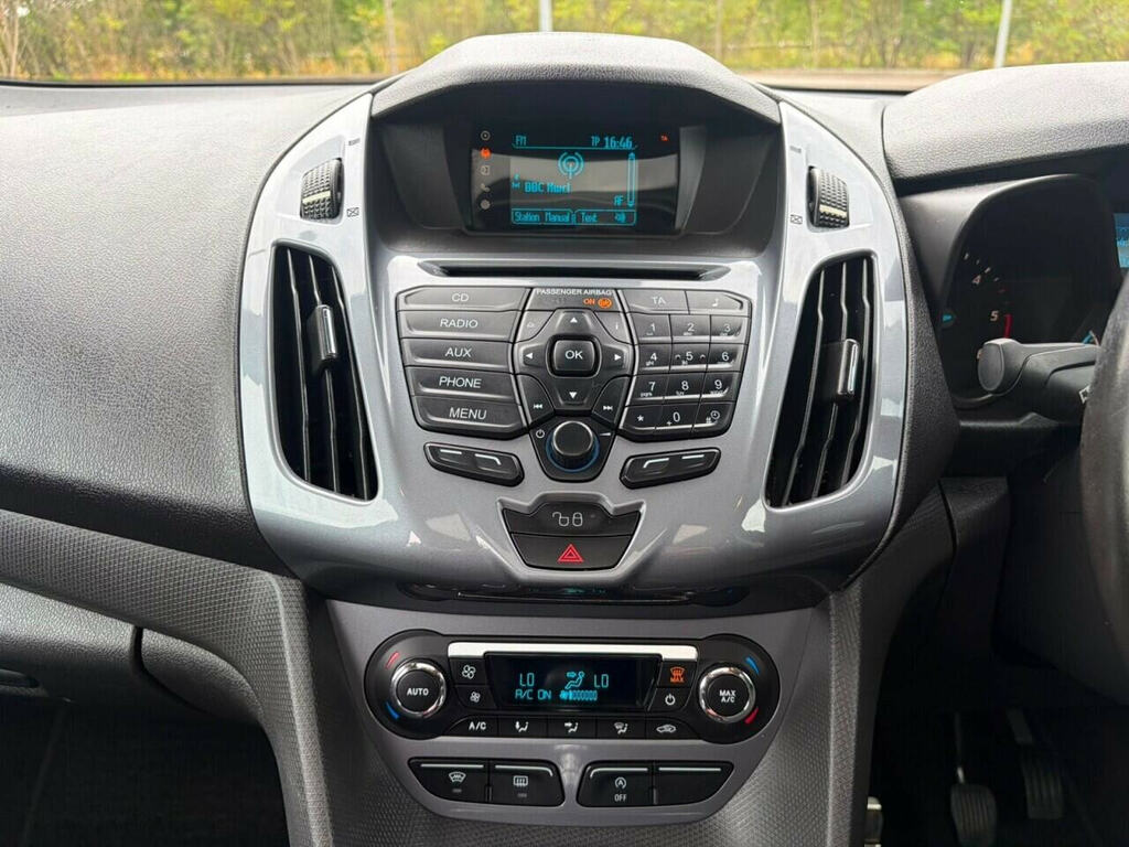 Ford Grand Tourneo Connect Blue #14