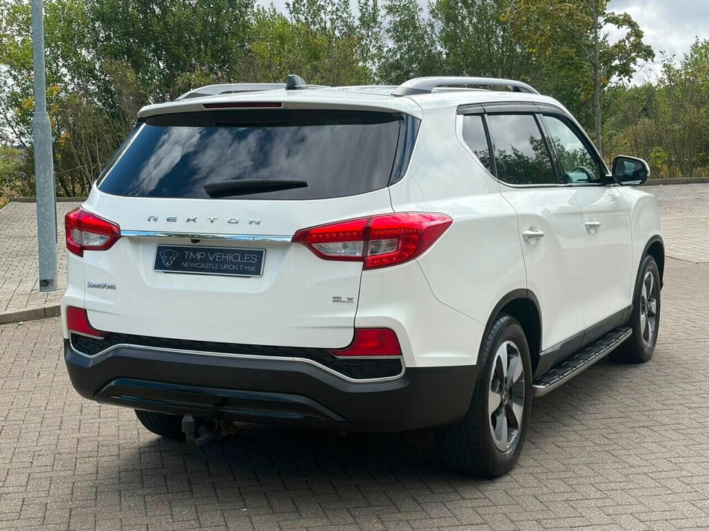 SsangYong Rexton 2.2D Elx Suv T-tronic 4Wd Euro 6 181 P White #6