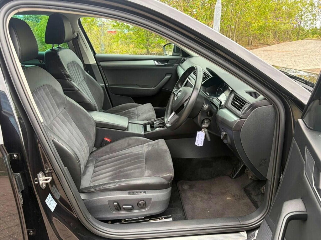 Skoda Superb Estate Sportline 2.0 Tdi 150 Dsg Black #11
