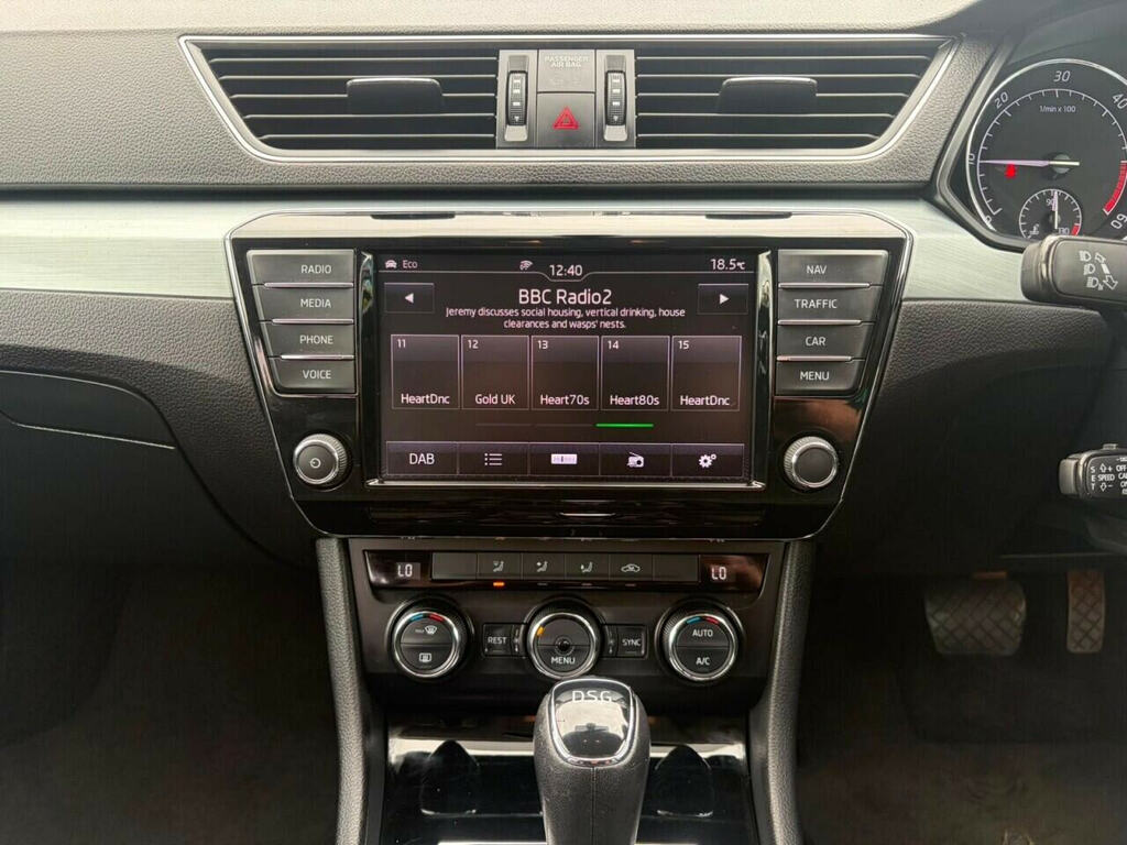 Skoda Superb Estate Sportline 2.0 Tdi 150 Dsg Black #21