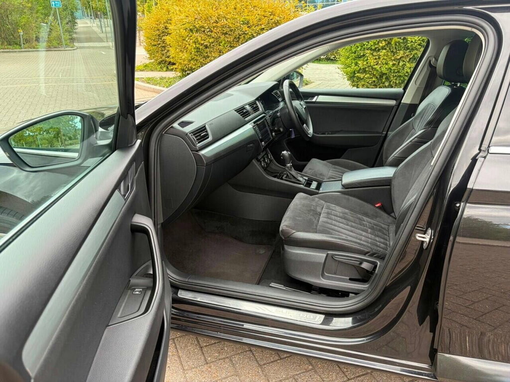 Skoda Superb Estate Sportline 2.0 Tdi 150 Dsg Black #14