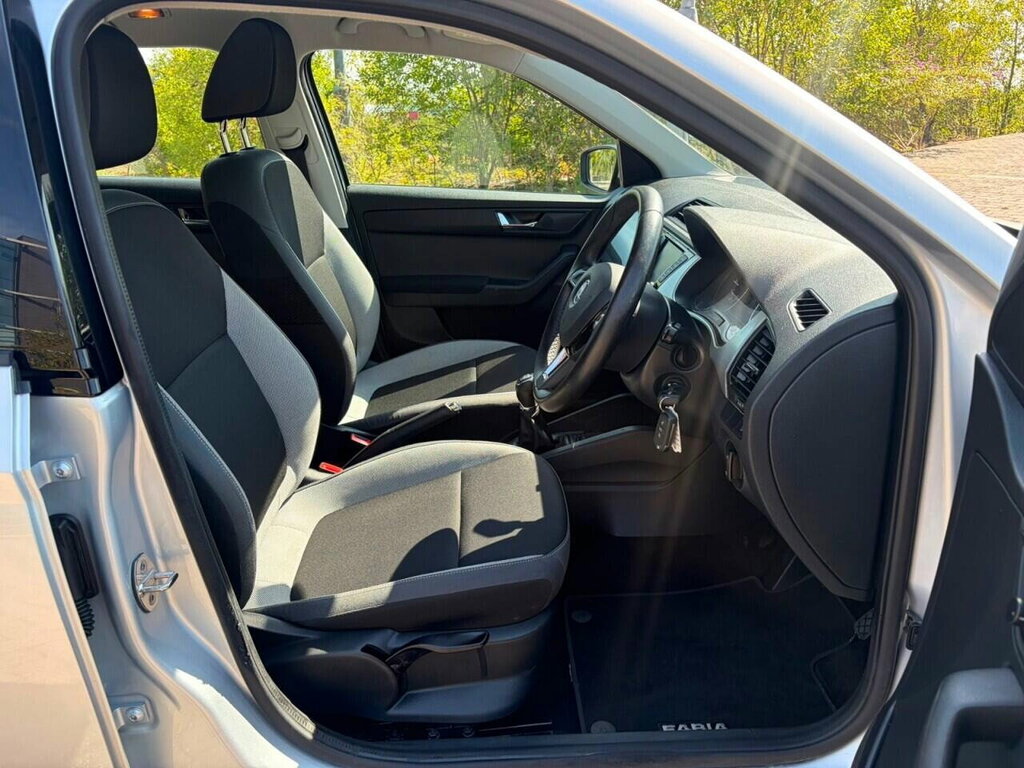 Skoda Fabia 1.2 Tsi Dsg Se Cwvehiclemarketing Blue #11