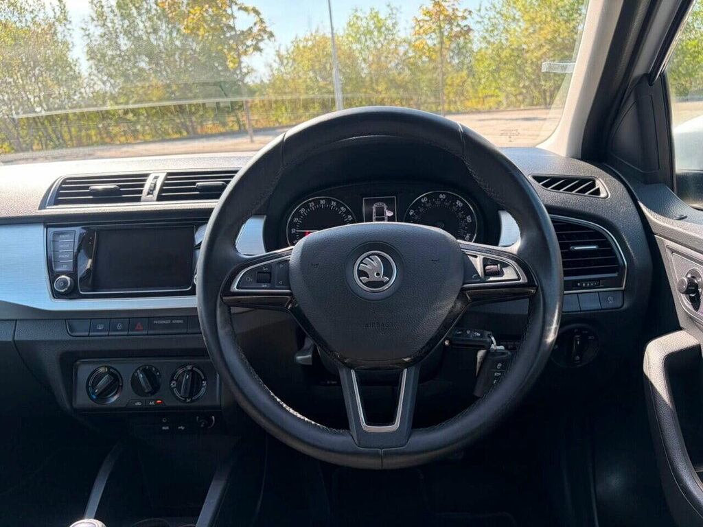 Skoda Fabia 1.2 Tsi Dsg Se Cwvehiclemarketing Blue #14