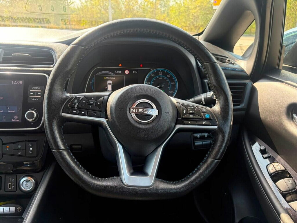 Nissan Leaf E Tekna No Fuel Bills, No Road Tax, No Worries Grey #21