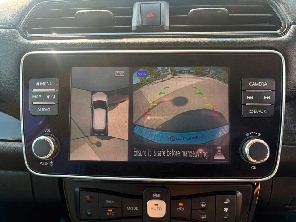Nissan Leaf E Tekna No Fuel Bills, No Road Tax, No Worries Grey #25