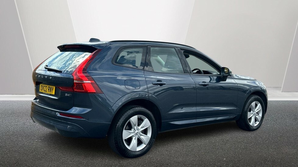 Volvo XC60 Momentum, B4 Awd Mild Hybrid Lovely Mileage Blue #2