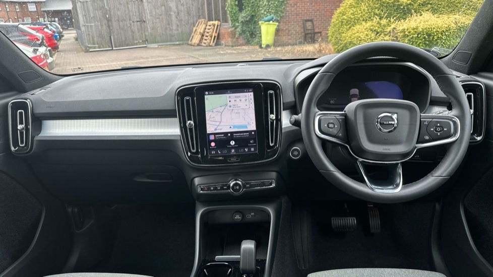 Volvo XC40 Plus, B3 Mild Hybrid, Dark Keyless Entry BJ23DTO Grey #5