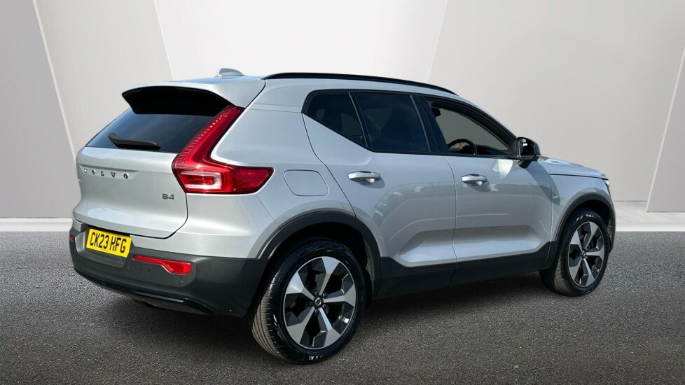 Volvo XC40 Ultimate, B4 Mild Hybrid, Dark Panoramic CK23HFG Silver #2