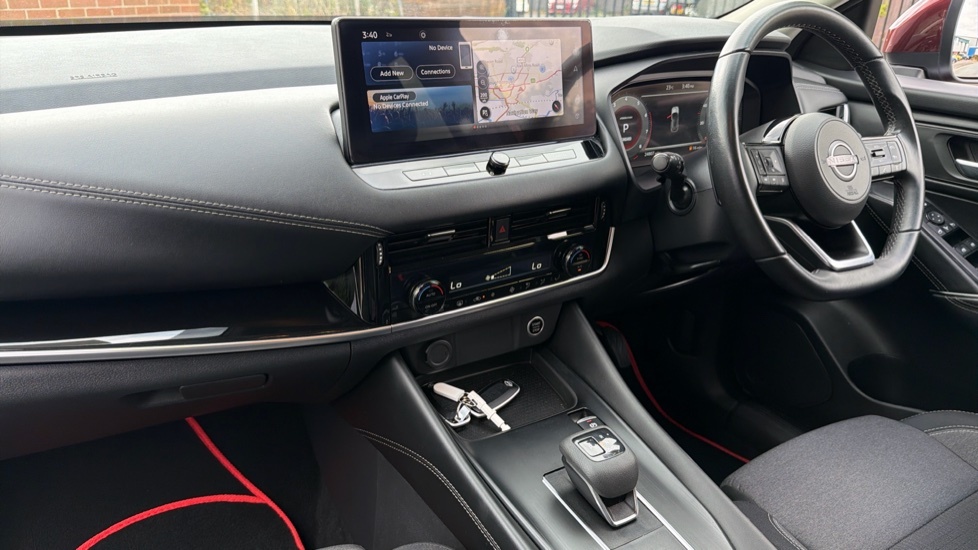 Nissan Qashqai 1.3 Dig-t Mhev N-connecta Xtron Euro 6 Ss SE23WKG Red #3