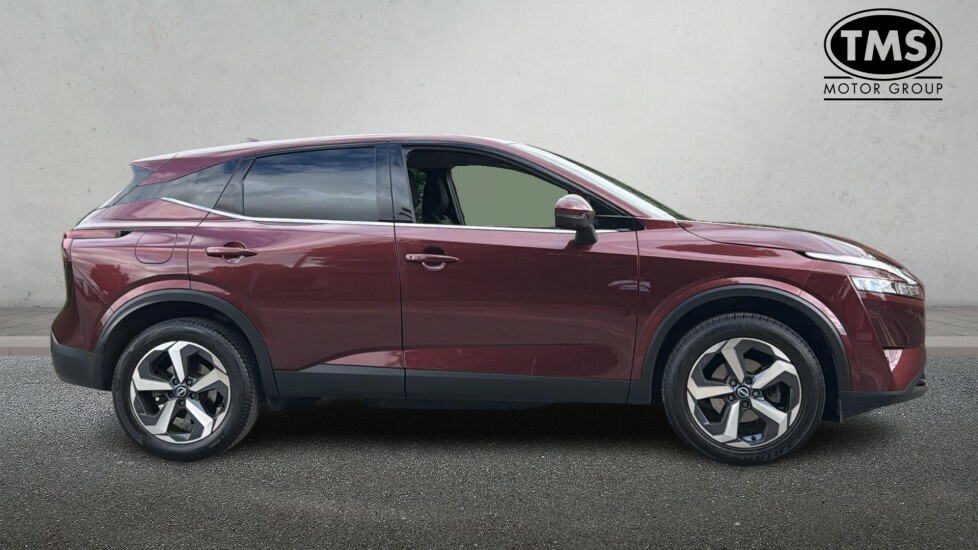 Nissan Qashqai 1.3 Dig-t Mhev N-connecta Xtron Euro 6 Ss SE23WKG Red #4