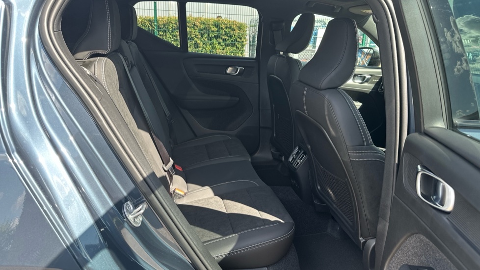 Volvo EX40 Black Edition Ultra, Twin Motor Performance, Elect  #6