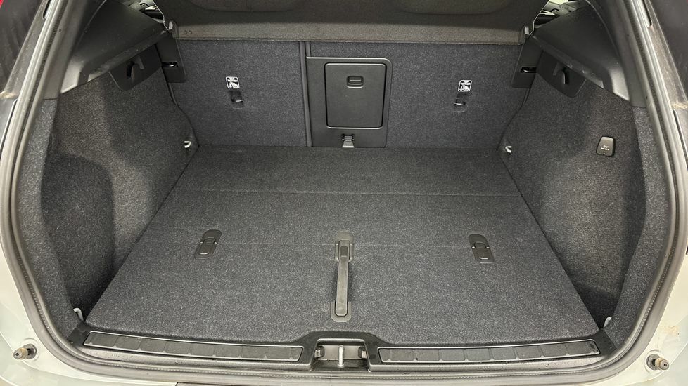 Volvo XC40 B4 Ultra Dark Mhev Sun Roof 21 Alloys Pilot Assi White #14