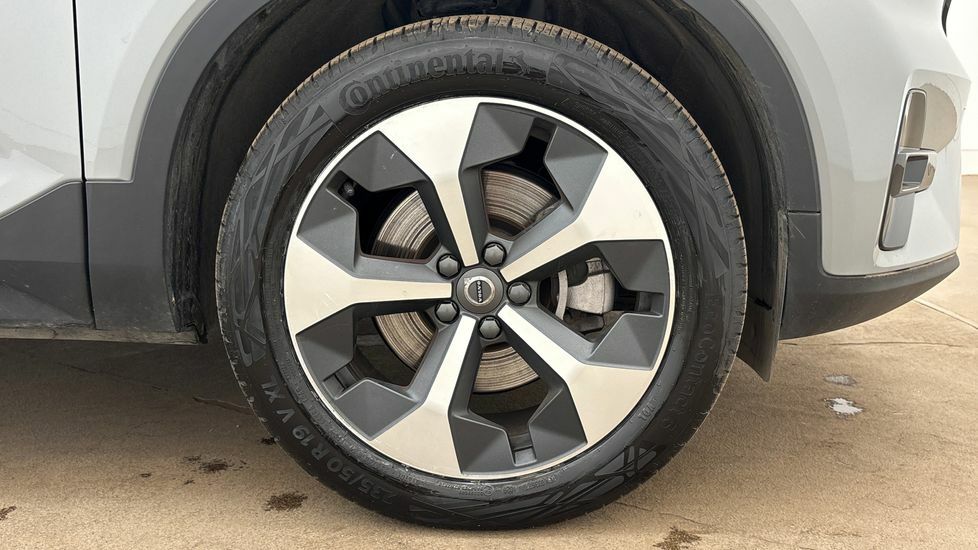 Volvo XC40 B4 Ultra Dark Mhev Sun Roof 21 Alloys Pilot Assi White #16