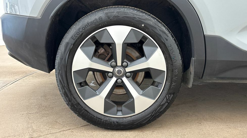 Volvo XC40 B4 Ultra Dark Mhev Sun Roof 21 Alloys Pilot Assi White #19