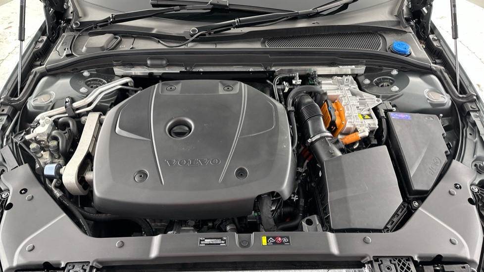 Volvo V60 Ultra, T8 Awd Plug-in Hybrid, Dar Blue #15