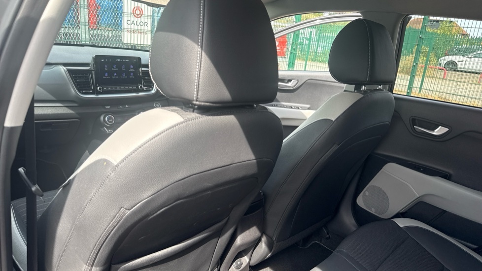 Kia Stonic 1.0 T Gdi Mhev Gt Line Suv Hybrid Manua Black #46