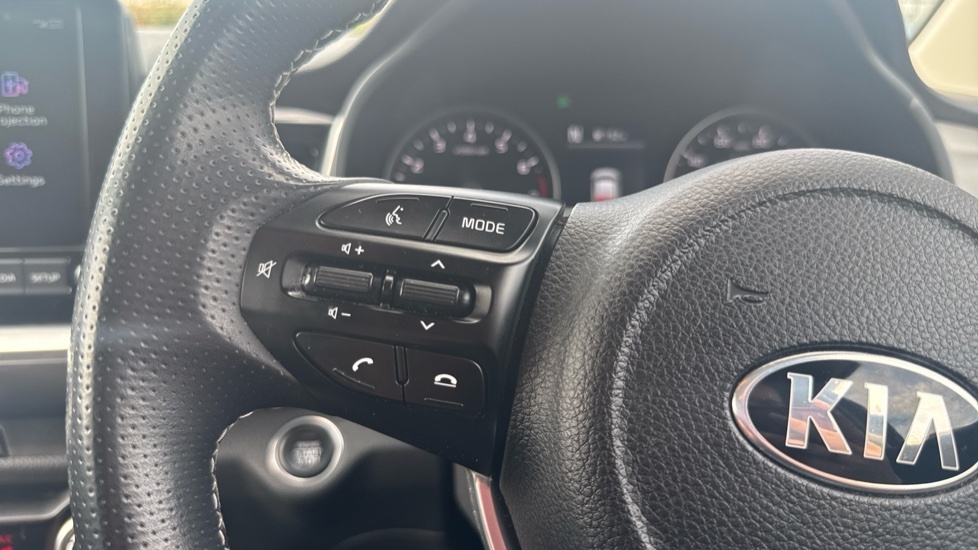 Kia Stonic 1.0 T Gdi Mhev Gt Line Suv Hybrid Manua Black #11