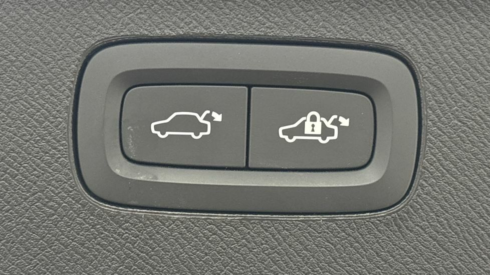 Volvo XC90 Recharge Ultimate, T8 Awd Plug-in Hybridpan Roof- Grey #19
