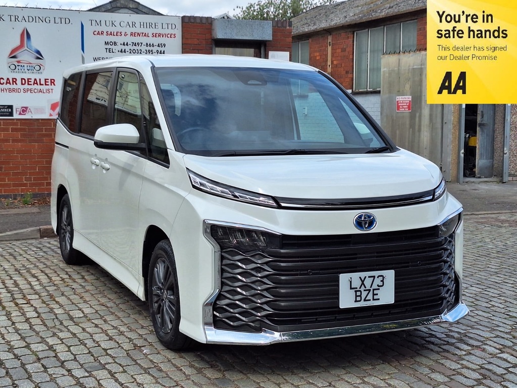 Toyota Voxy 1.8 Hybrid 202373 8 Seats Fresh Import Fina White