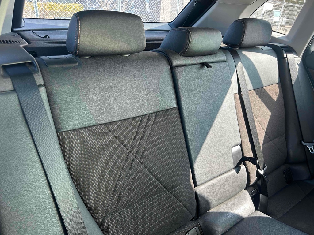 BMW X1 2.0 201515 5 Seats Ulez Fre White #4