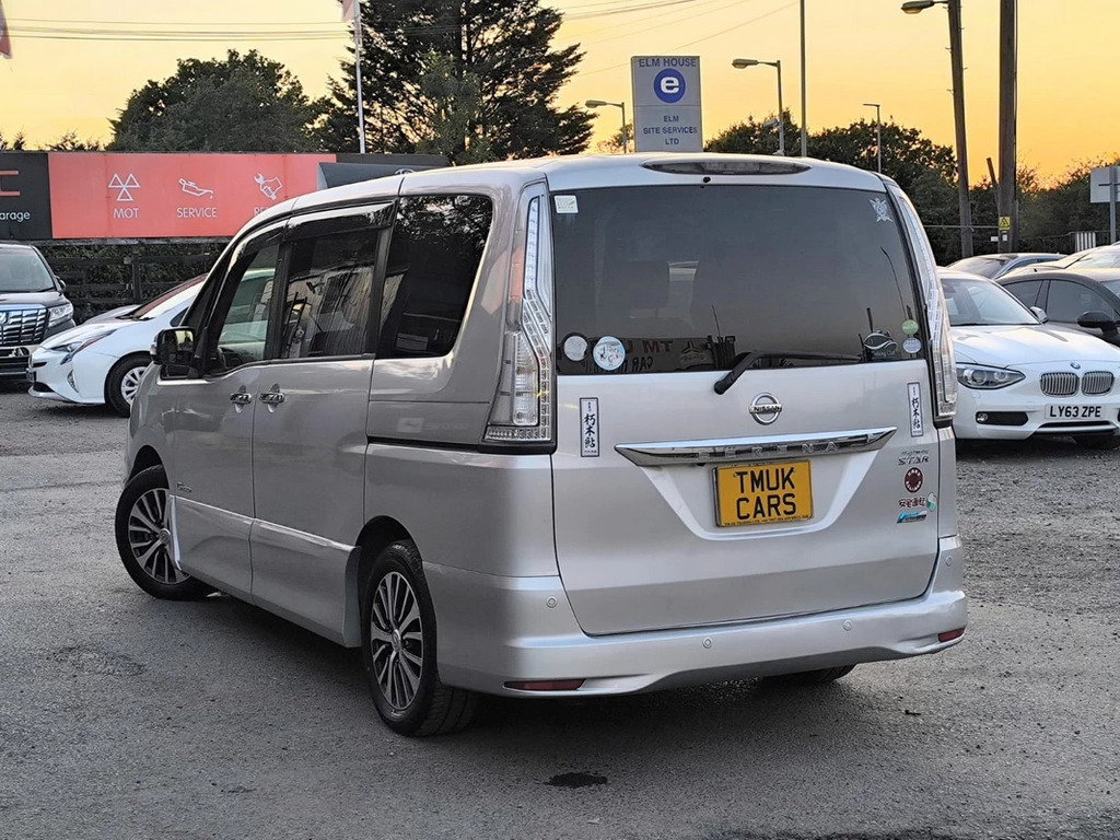 Nissan Serena 2.0 Hybrid 201515 Highway Star S-hybri EU15EBP Silver #3