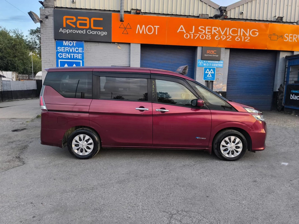 Nissan Serena 2.0 Hybrid 201616 8 Seats S-hybrid System Mp Red #5