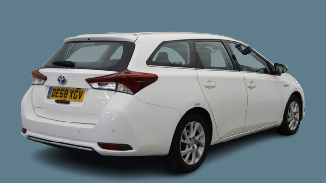 Toyota Auris 1.8 Hybrid 201969 Vvt-h Icon Tech Touring Sports White #3