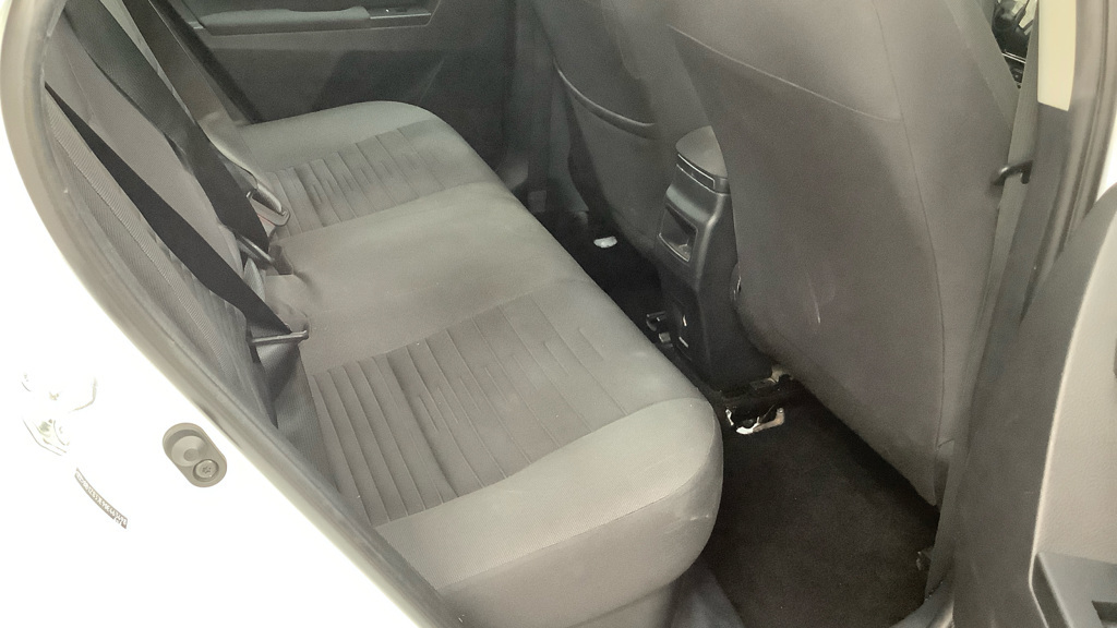 Toyota Auris Hatchback 1.8 Vvt-h Excel 2019 White #8