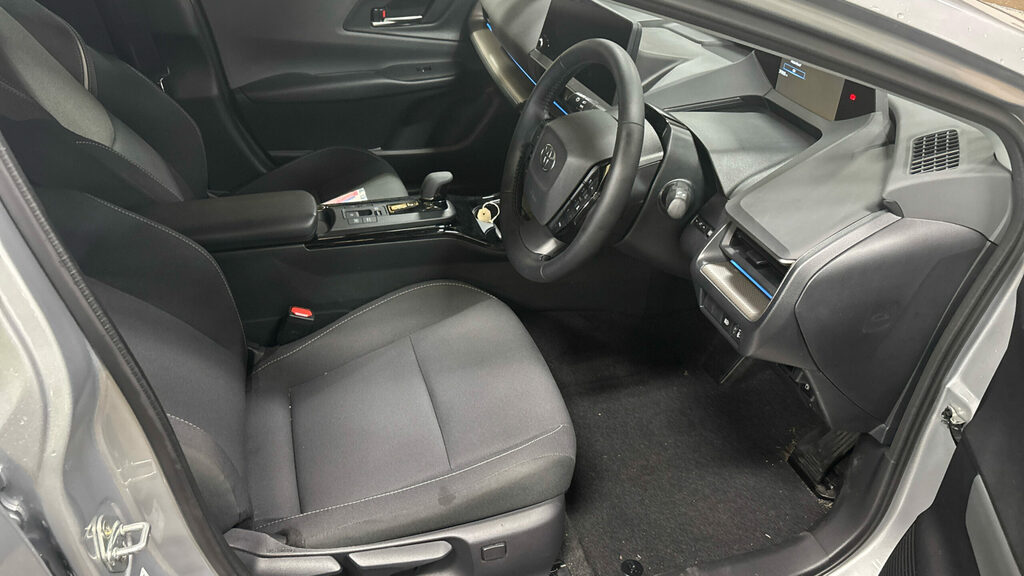 Toyota Prius 2.0 Phev Design Cvt Silver #9