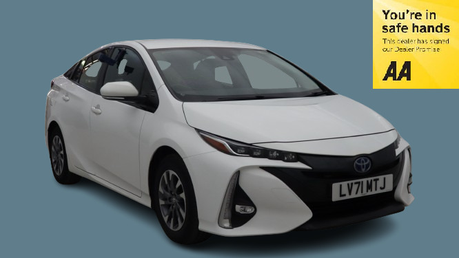 Toyota Prius 1.8 Plugin Hybrid 202171 Vvti 8.8 Kwh 5 Seats White