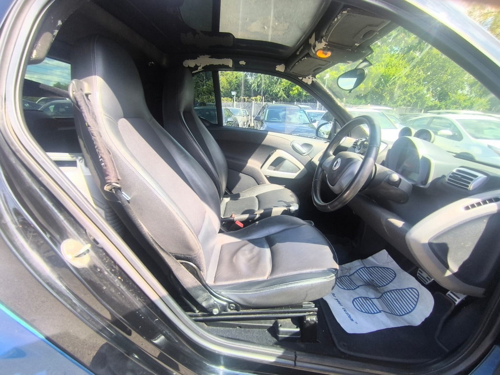 Smart Fortwo Coupe Coupe 1.0 Mhd Passion Euro 4 200959 Black #9