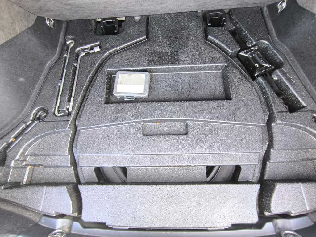 Toyota Prius Hatchback 1.8 Hybrid Euro 6 201919 Grey #32