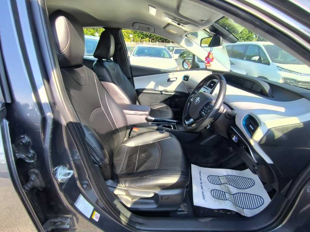 Toyota Prius Hatchback 1.8 Hybrid Euro 6 201919 Grey #9