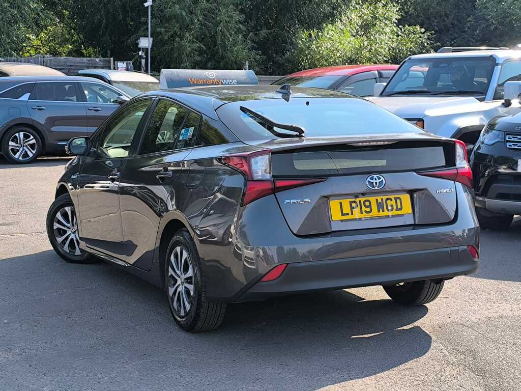 Toyota Prius 1.8 Hybrid 201919 Active 5 Seats 1 Owner 2 K Grey #5