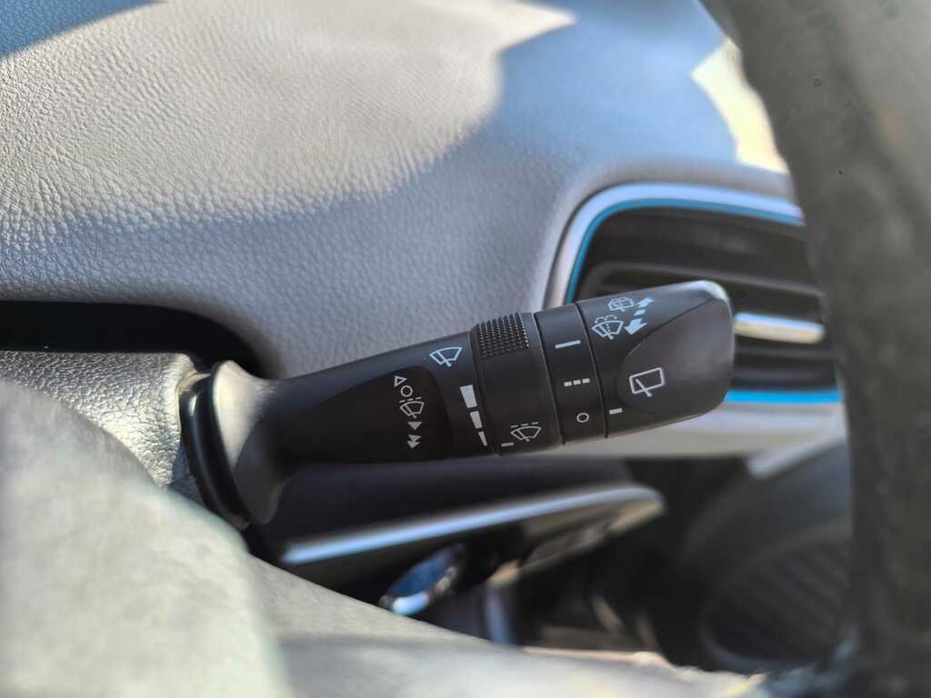 Toyota Prius Hatchback 1.8 Hybrid Euro 6 201919 Grey #21